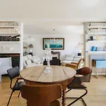 Beautiful Apartment In 3Rd Arrondissement