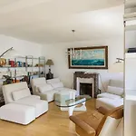 Beautiful Apartment In 3Rd Arrondissement